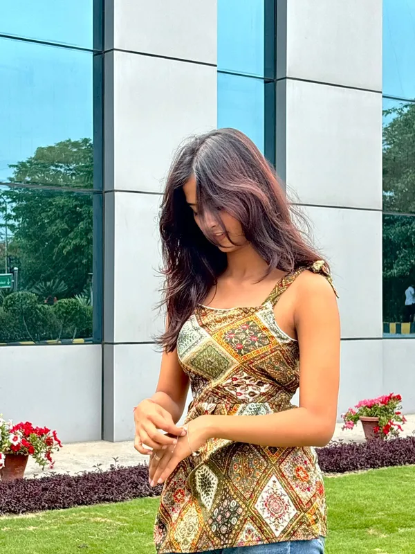 Sheesh_Multicolor_Patch_Print_Short_Kurti_Top