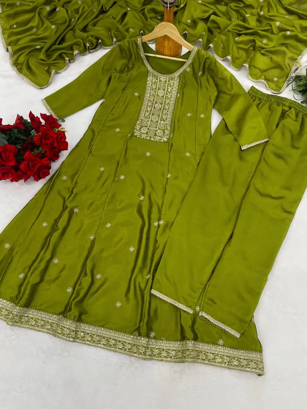 Sheesh_Nazakat_Festive_Kurta_Ensemble