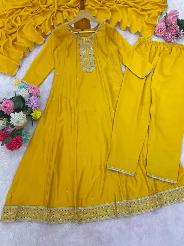 Sheesh_Nazakat_Festive_Kurta_Ensemble