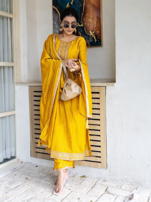 Sheesh_Nazakat_Festive_Kurta_Ensemble