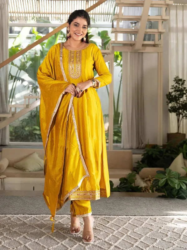 Sheesh_Nazakat_Festive_Kurta_Ensemble