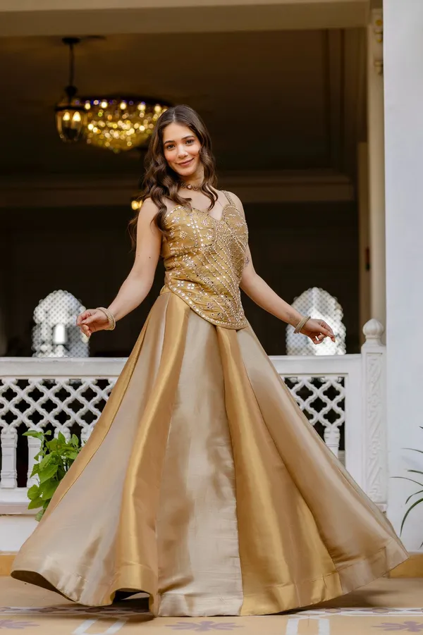 Sheesh_Premium_Golden_Banarasi_Lehenga_Set_with_Mirror_Work_Blouse_&_Maroon_Silk_Dupatta