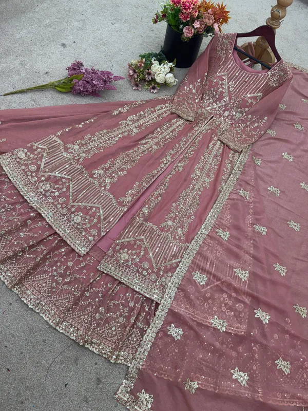 Sheesh_Roohani_Blush_Embroidered_Anarkali_Set