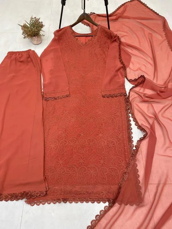 Sheesh_Timeless_Glow_Ethnic_Wear