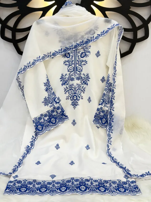 Sheesh_White_Rayon_Cotton_Embroidered_Kurti_Set_with_Farshi_Pant_&_Silk_Dupatta