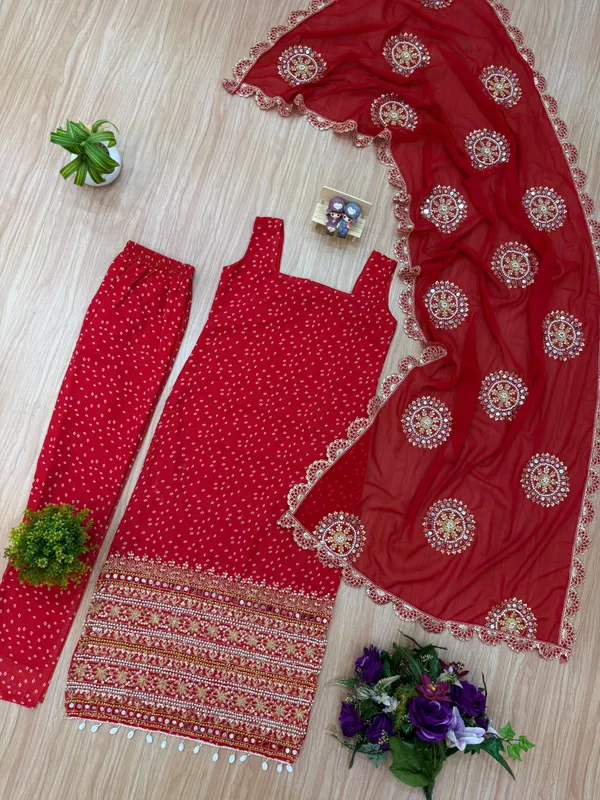 Sheesh_Zaariya_Red_Embroidered_Suit