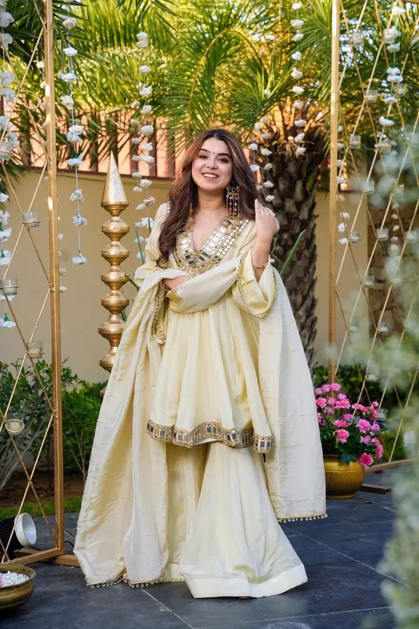 VORY_SHEESHMAHAL_SHARARA_SET