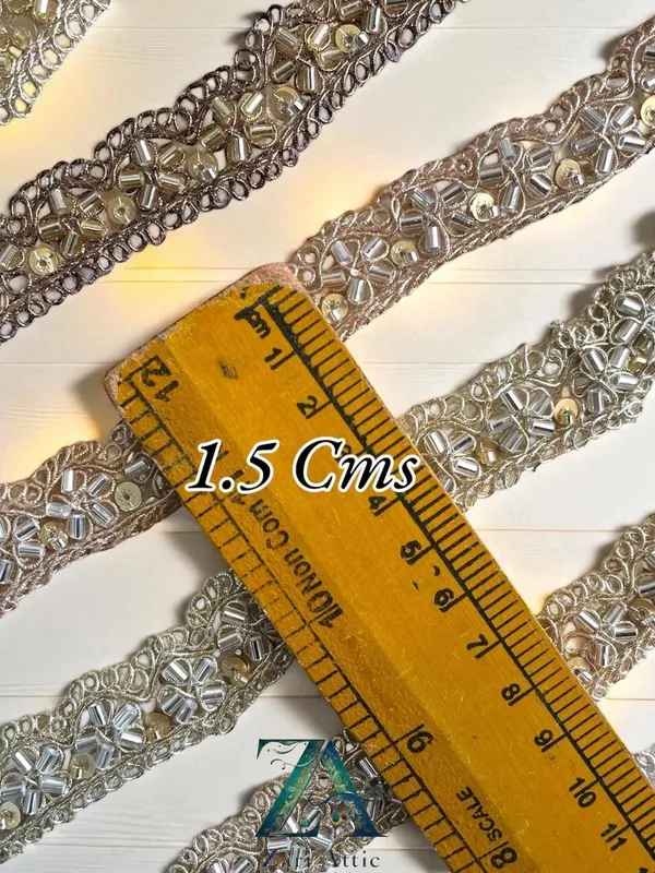Cut-Dana_Embroidered_Lace(1.5_Cms)