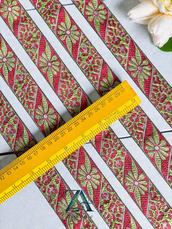 Green-Red_Brocade_Lace(1.1_Inch)