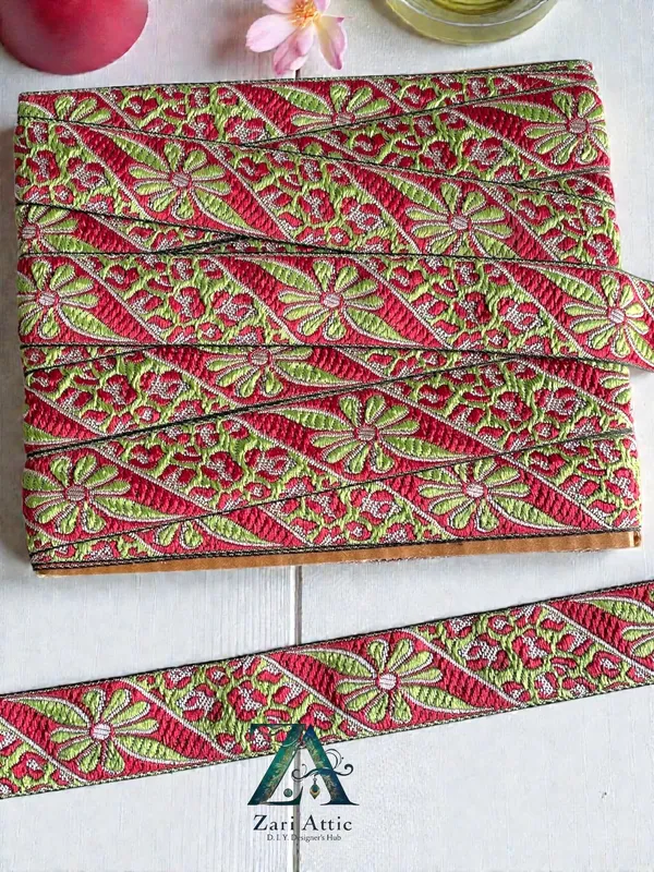 Green-Red_Brocade_Lace(1.1_Inch)