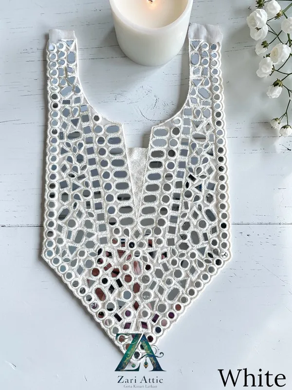 Dyeable_White_Mirror_Neckline_Patches-Black