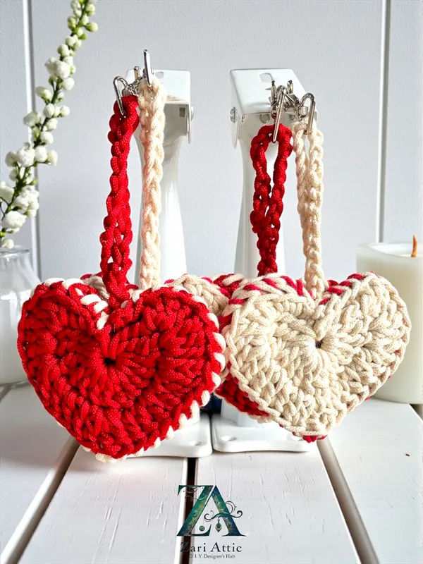 Valentine's_Heart_Key_Chain-Handmade_Macreme-Red