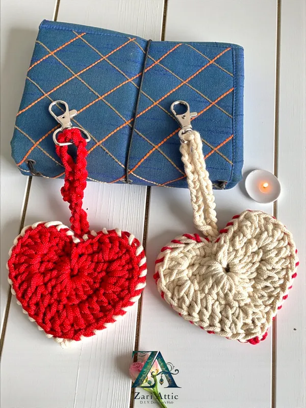 Valentine's_Heart_Key_Chain-Handmade_Macreme-Red