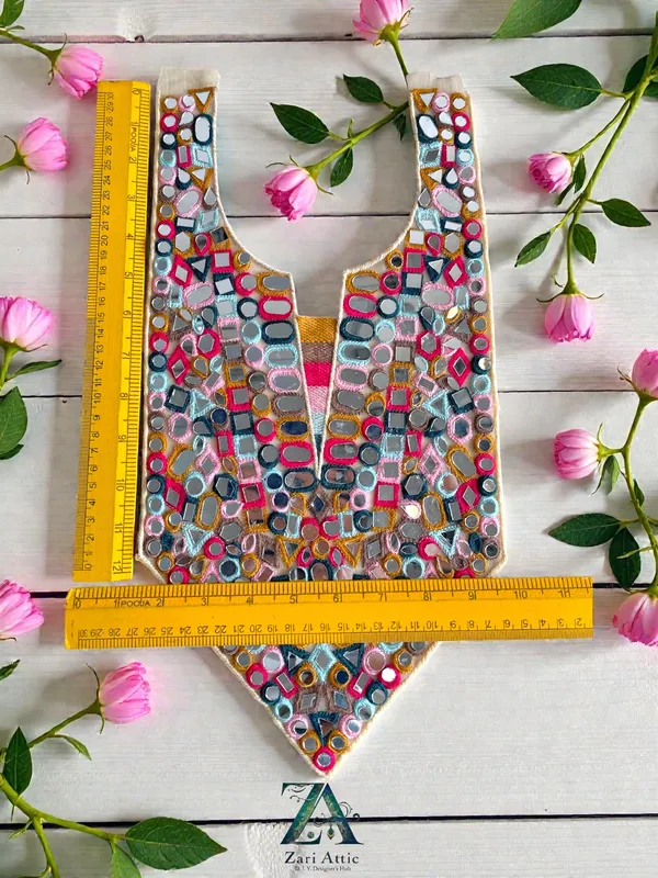 Trendy_Mirror_Neckline_Patch-2552