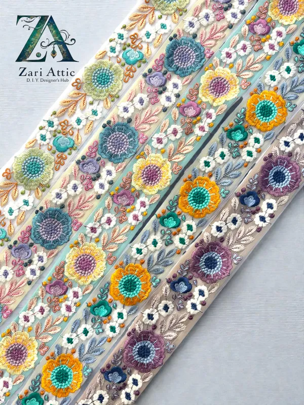Premium_Flower_Lace-Gray_On_Yellow