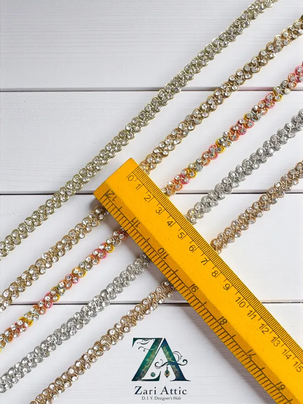 Rhinestone_Crystal_Chain_Trim_(1782)_-_1_Cm