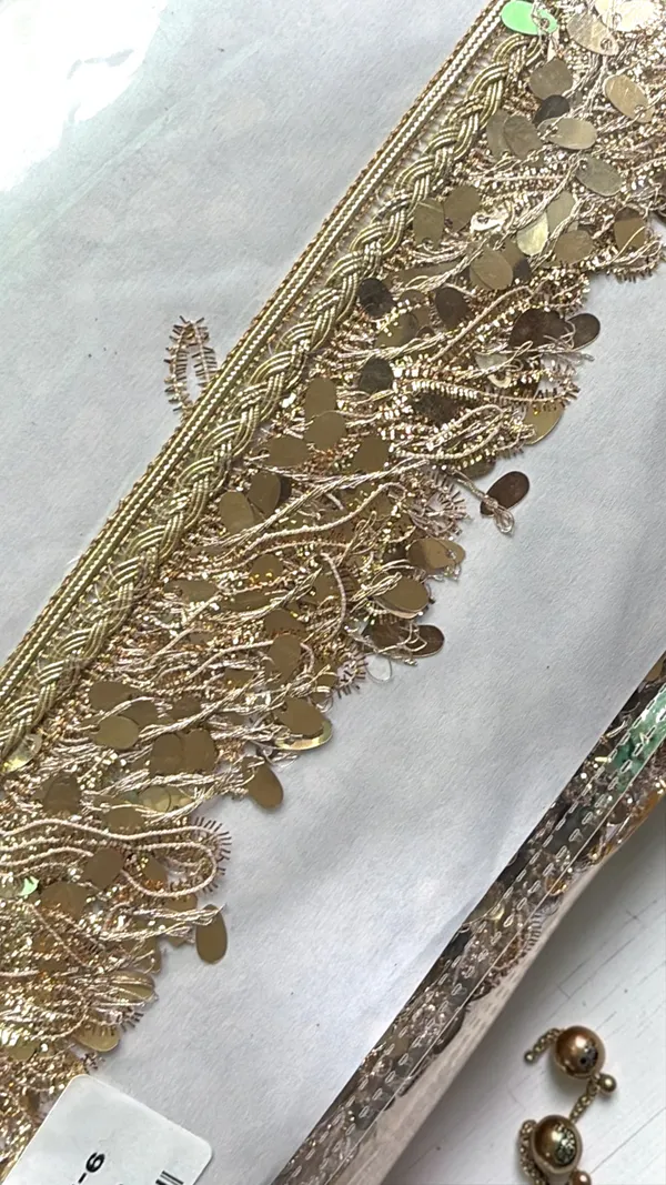 Gold_Tasseles_Lace-2_Inch