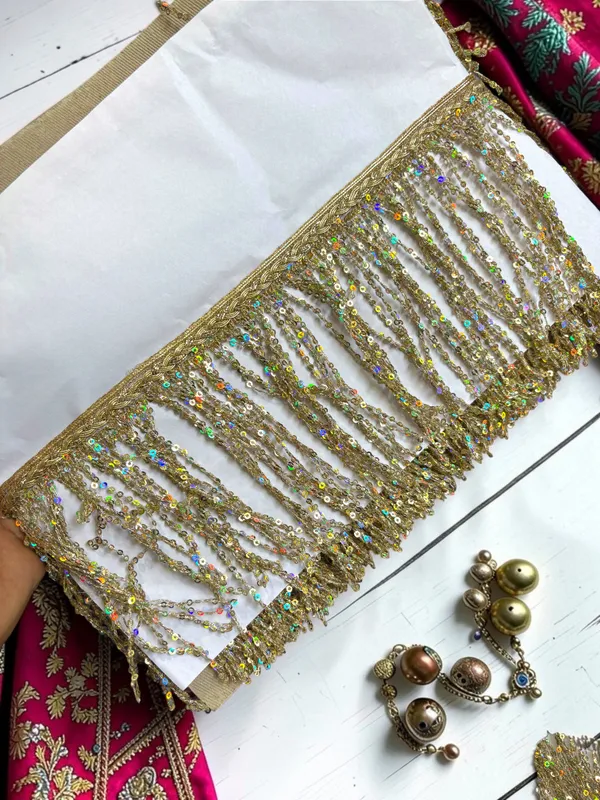 Gold_Tasseles_Lace-6_Inch