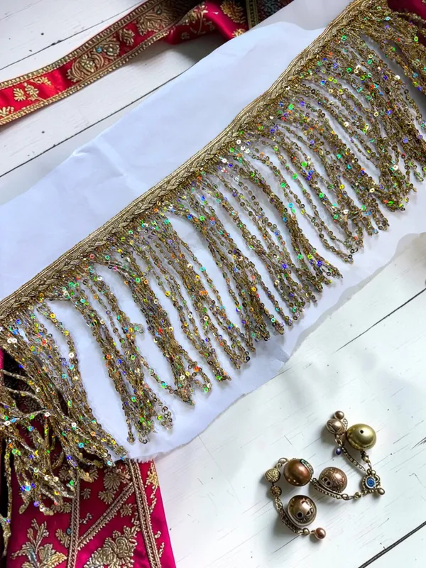 Gold_Tasseles_Lace-6_Inch