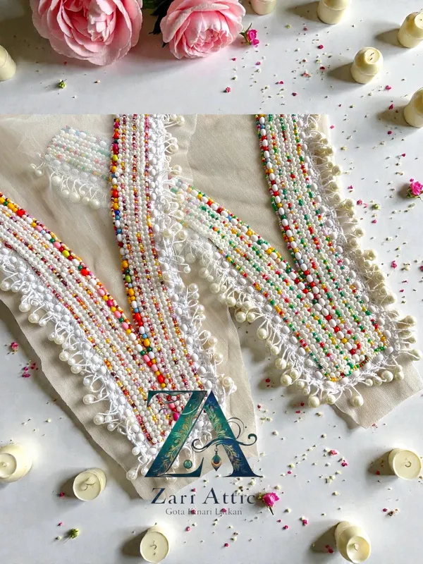 Trendy_Neckline_Patch_White-Green-27026