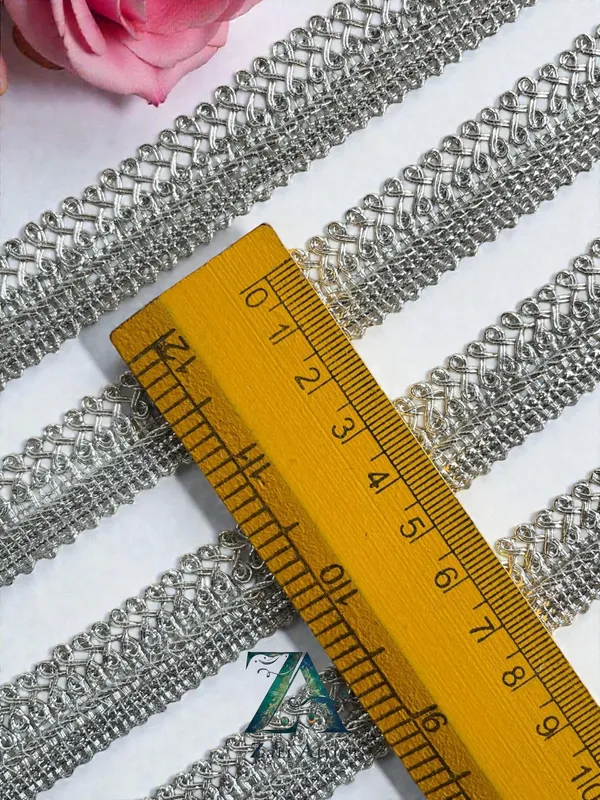 Silver_Metallic_Lace_Trim_(2_Cms)