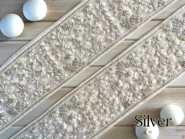 White_Embroidered_Fabric_Lace_(3.5_Inch)