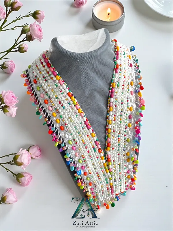 Cut-Dana_Mirror_Neckline_Patch-White-Multicolour