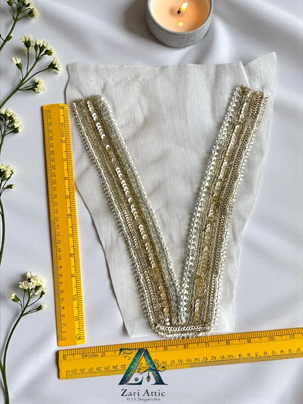 Cut-Dana_Mirror_Neckline_Patch-Gold