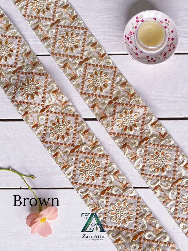 Brown_Emroidered_Lace(2.5_Inch)