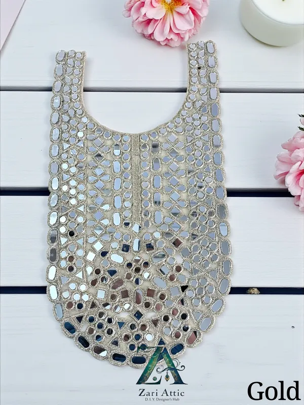 Mirror_Neckline_Patch-Gold