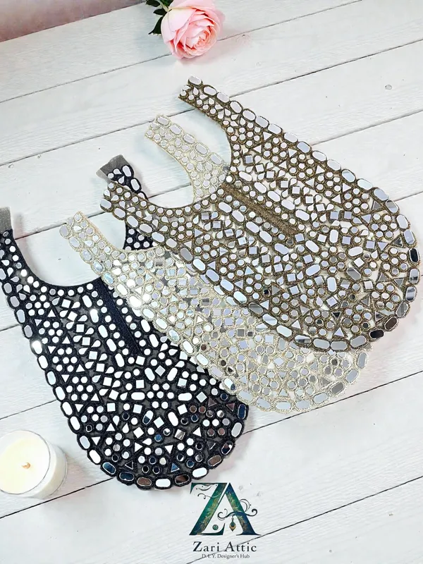 Mirror_Neckline_Patch-Gold