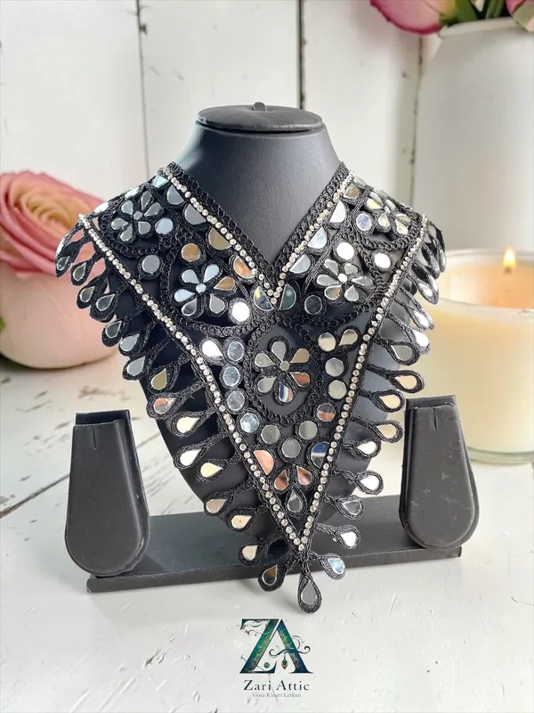 Black_Cutwork_Mirror_Neckline