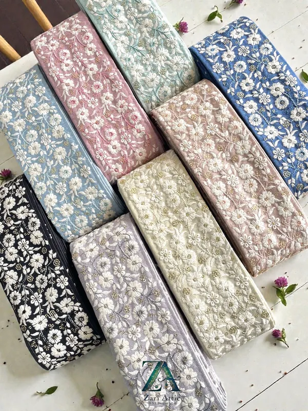 Premium_Embroidered_Fabric_Lace_(3_Inch)