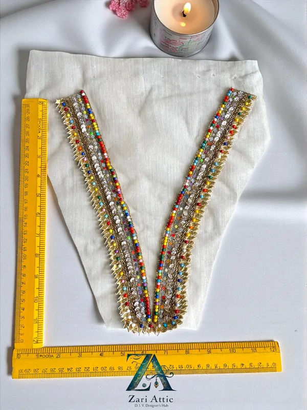 Cut-Dana_Mirror_Neckline_Patch-Gold-Multicolour