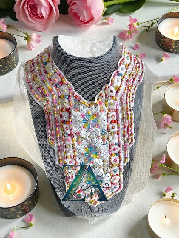 Trendy_Neckline_Patch_White