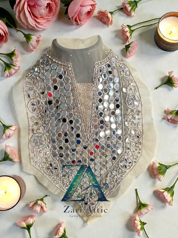 Trendy_Mirror_Neckline_Patches