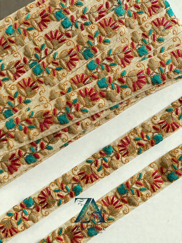 Beige_Premium_Elegant_Design_Embroidered_Fabric_Lace_(1_Inch)
