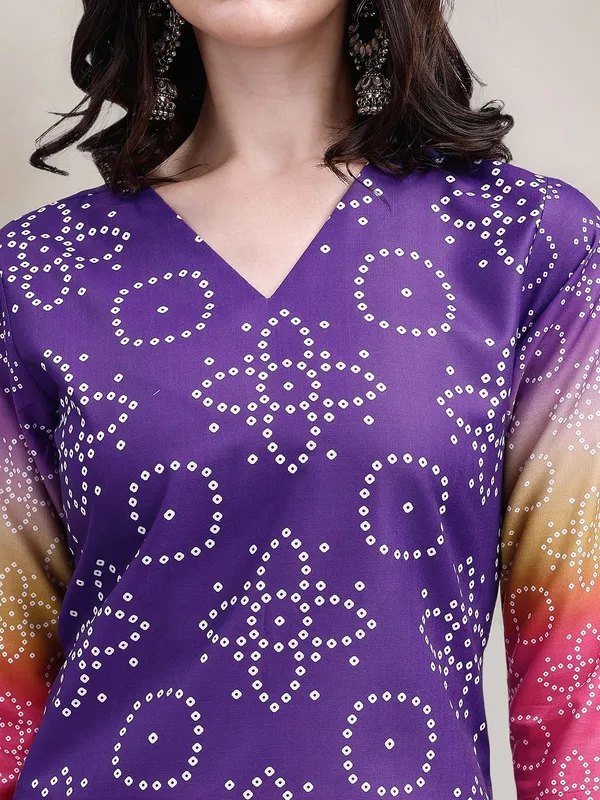 Women_Multicoloured_Bandhani_&_Floral_Printed_Straight_Kurta_with_Trousers