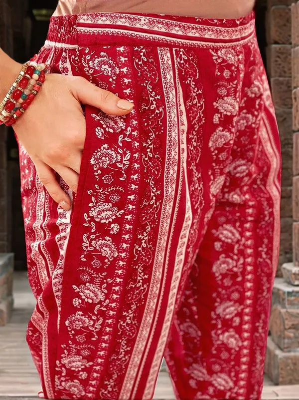 Women_Off-white_and_Red_Cotton_Blend_Floral_Printed_Anarkali_Kurta_Set_&_Printed_Dupatta