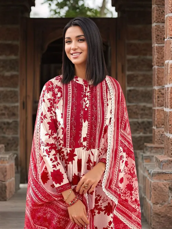 Women_Off-white_and_Red_Cotton_Blend_Floral_Printed_Anarkali_Kurta_Set_&_Printed_Dupatta
