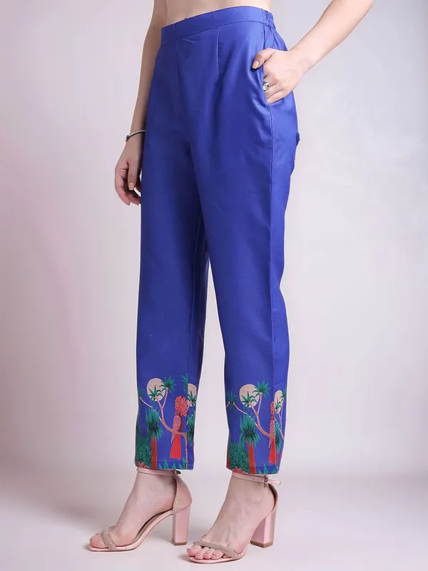 Blue_Digital_Printed_Cotton_Blend_Straight_Kurta_With_Printed_Cotton_Blend_Trouser_For_Women