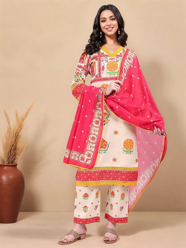 Cream_Floral_Printed_Cotton_Blend_Straight_Kurta_With_Printed_Cotton_Blend_Trouser_And_Printed_Dupatta_For_Women