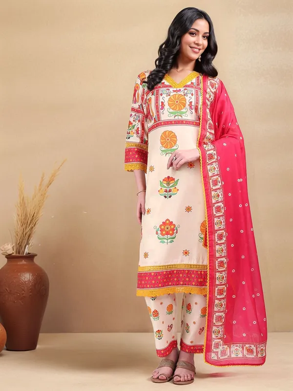 Cream_Floral_Printed_Cotton_Blend_Straight_Kurta_With_Printed_Cotton_Blend_Trouser_And_Printed_Dupatta_For_Women