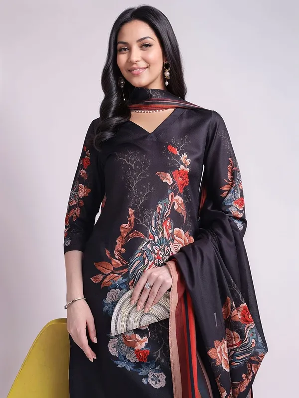 Black_Floral_Printed_Cotton_Blend_Straight_Kurta_With_Solid_Cotton_Blend_Trouser_And_Printed_Dupatta_For_Women