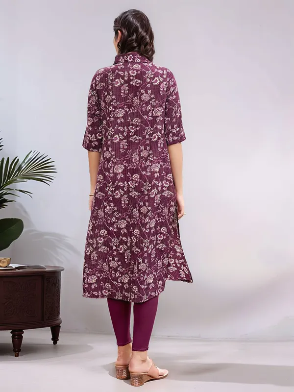 Women_Purple_Pure_Cotton_Woven_Kantha_work_Floral_Printed_Shirt_Collar_straight_kurta