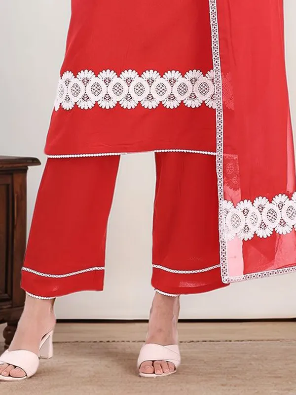 Red_Solid_Solid_Viscose_Rayon_Lace_Detailing_Straight_Kurta_With_Solid_Viscose_Rayon_Trouser_And_Solid_Dupatta_For_Women