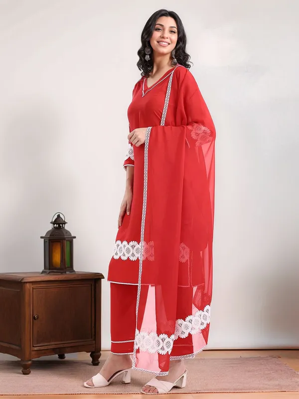Red_Solid_Solid_Viscose_Rayon_Lace_Detailing_Straight_Kurta_With_Solid_Viscose_Rayon_Trouser_And_Solid_Dupatta_For_Women