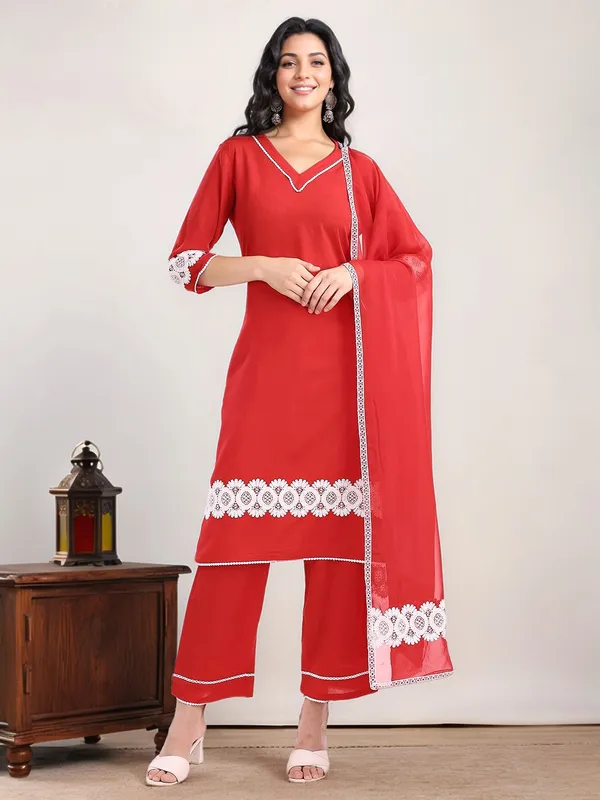Red_Solid_Solid_Viscose_Rayon_Lace_Detailing_Straight_Kurta_With_Solid_Viscose_Rayon_Trouser_And_Solid_Dupatta_For_Women