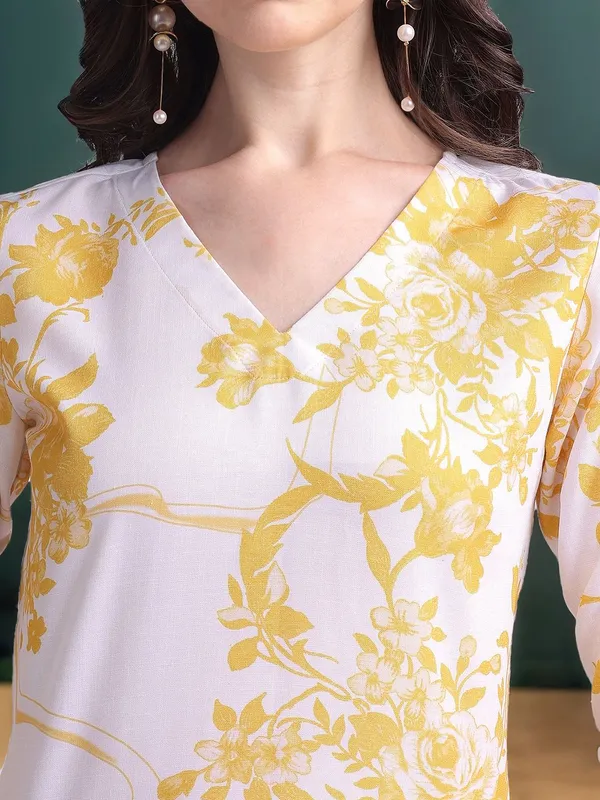 White_&_Yellow_Floral_Printed_Cotton_Blend_Straight_Kurta_With_Printed_Cotton_Blend_Trouser_And_Printed_Dupatta_For_Women