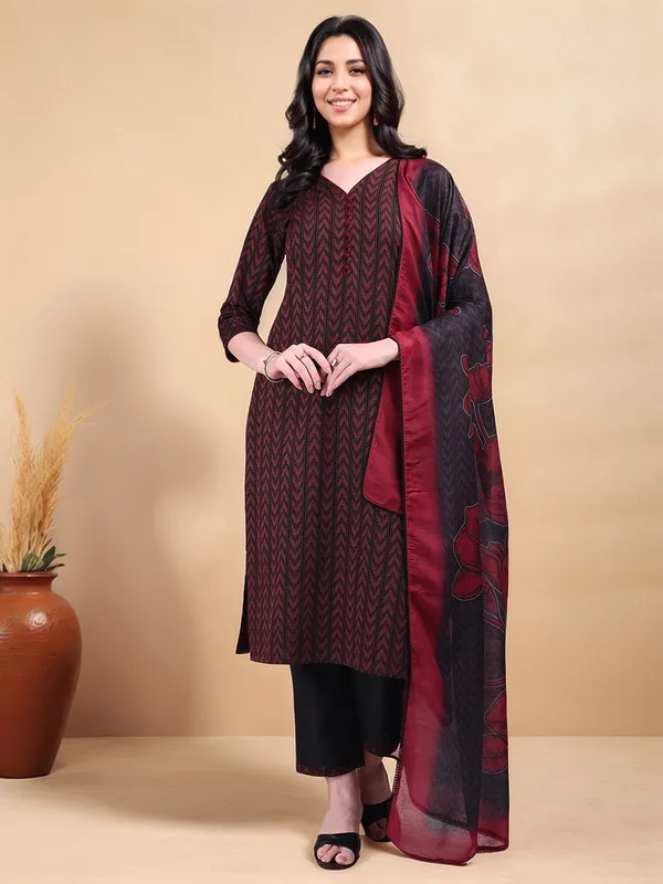 Black_&_Red_Woven_Design_Cotton_Blend_Straight_Kurta_With_Solid_Cotton_Blend_Trouser_And_Printed_Dupatta_For_Women
